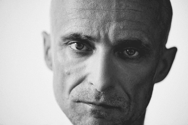 Artur Rojek o przeszłości, wstydzie i kompleksach