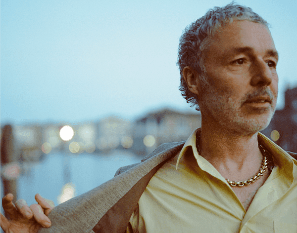 Baxter Dury wystąpi w Warszawie