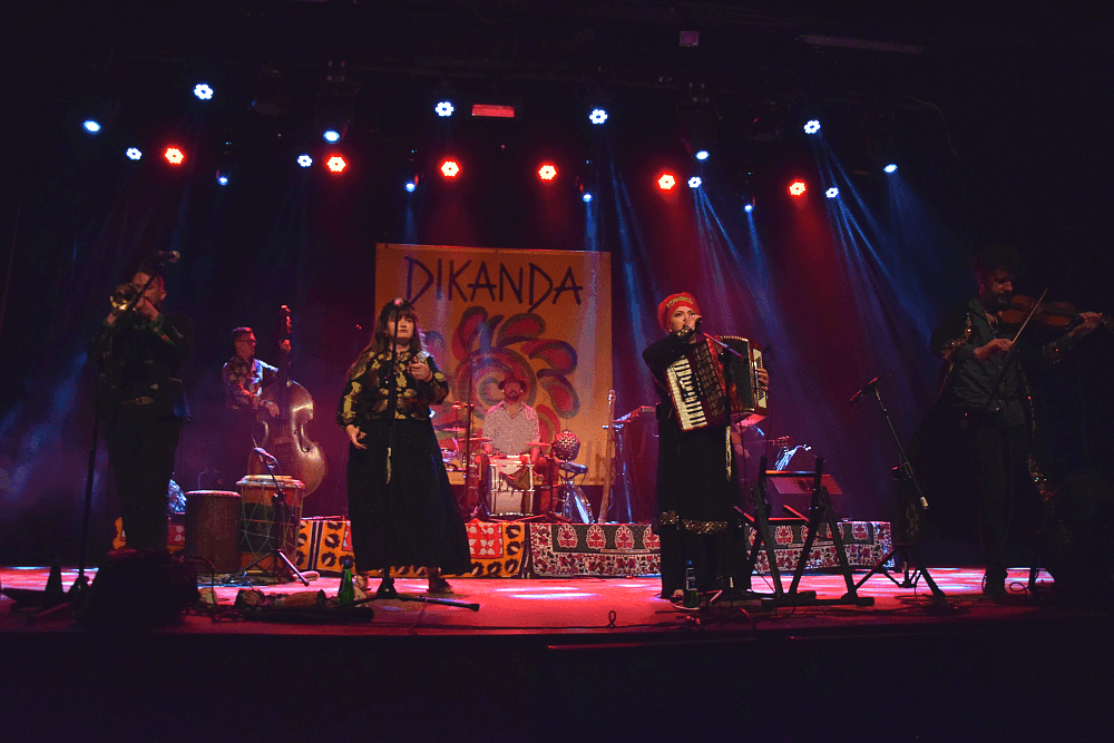 Dikanda / Warszawa, Dom Kultury Świt / 16.4.2023
