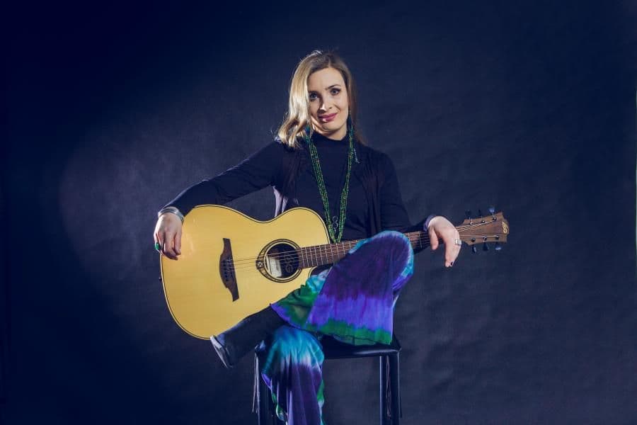 Magda Hanausek nagrała 'For A.'